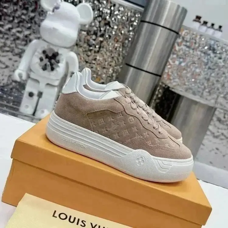 Louis Vuitton sneakers (8 styles) 2